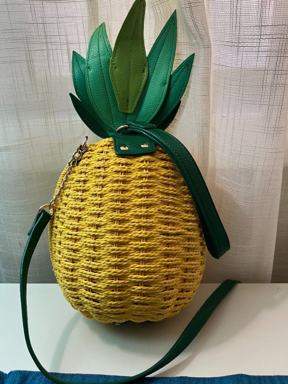 NEW Betsey Johnson Yellow Pineapple Wicker Bag - Picture 3 of 6